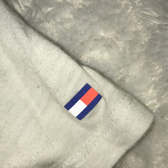 TOMMY HILFIGER White T-shirt - Picture 2 of 4